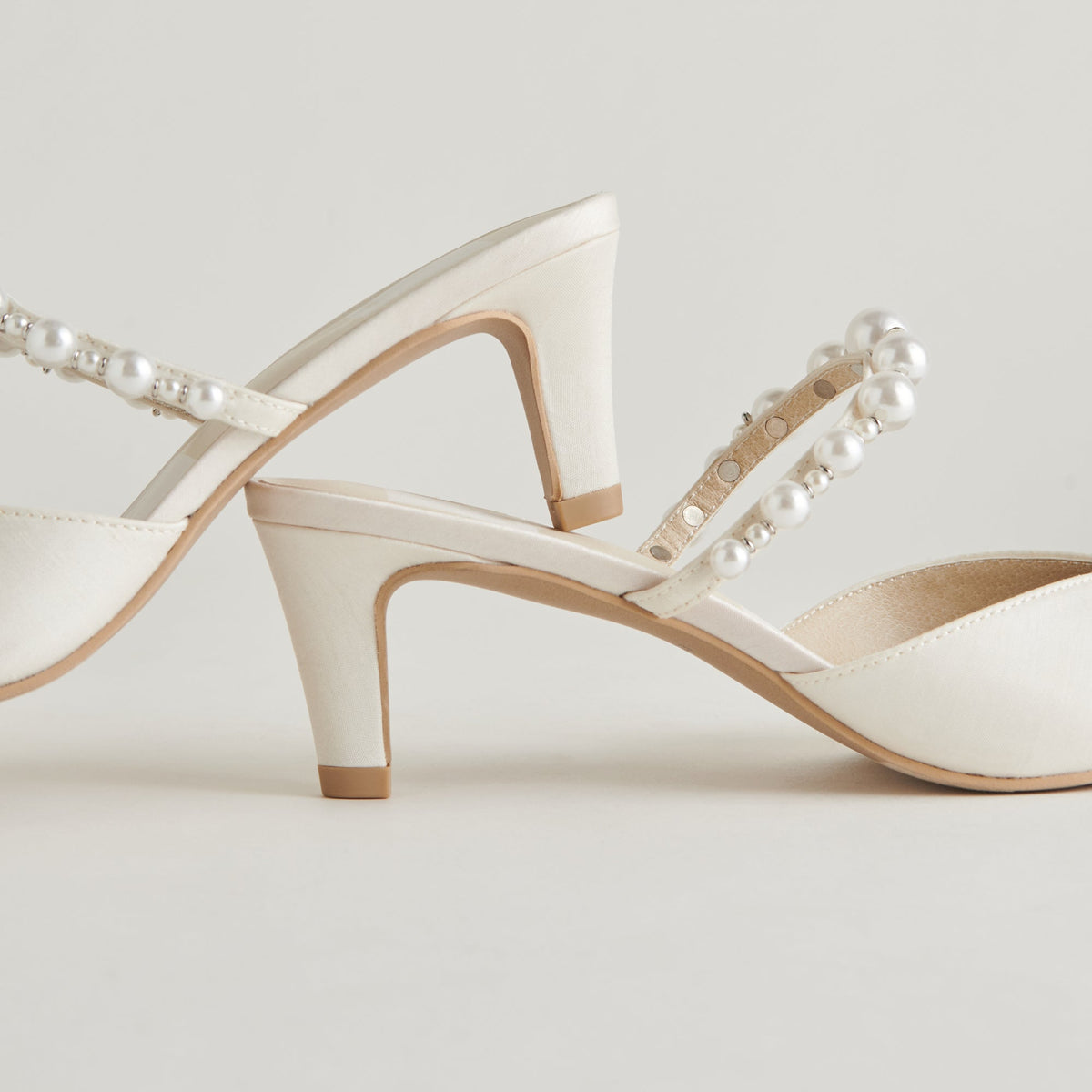 Kanika Pearl Mid Vanilla Pearl Heels | Dolce Vita Special Offer