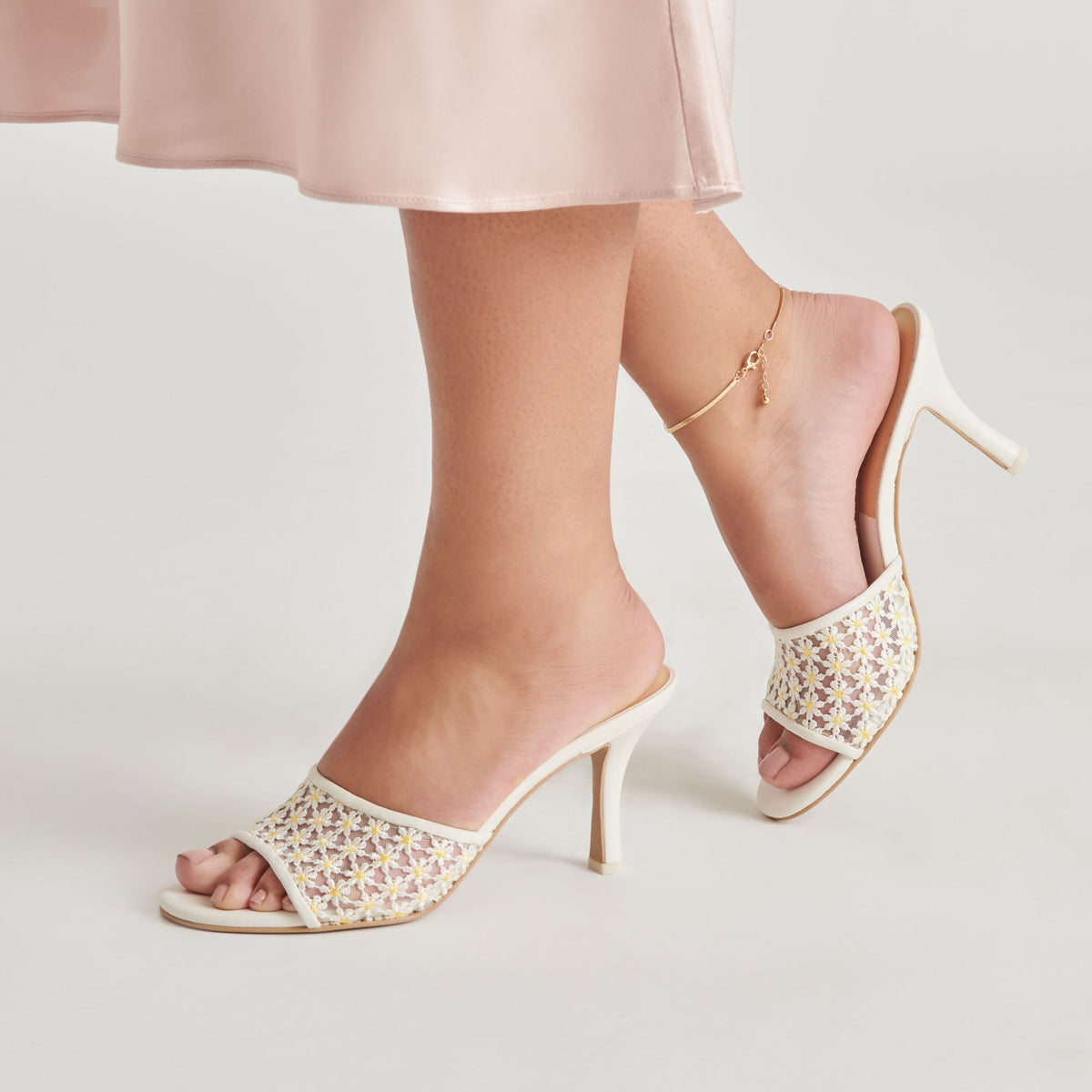 LAVENA FLORAL HEELS WHITE YELLOW FLORAL MESH
 – Dolce Vita | Dolce Vita Exclusive