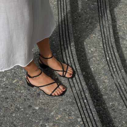 KARLOS SANDALS BLACK LEATHER
 – Dolce Vita | Dolce Vita Deals