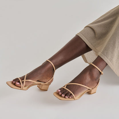 Karlos Lt Tan Leather Sandals | Dolce Vita Everyday