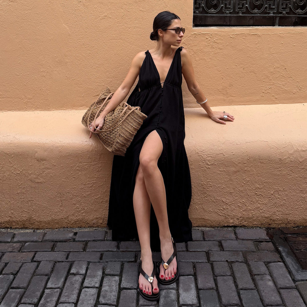 Jony Black Leather Sandals | Dolce Vita Discount