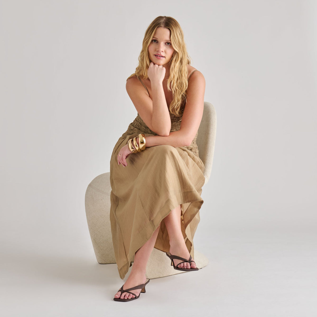 Brevel Chocolate Raffia Heels | Dolce Vita Special Offer