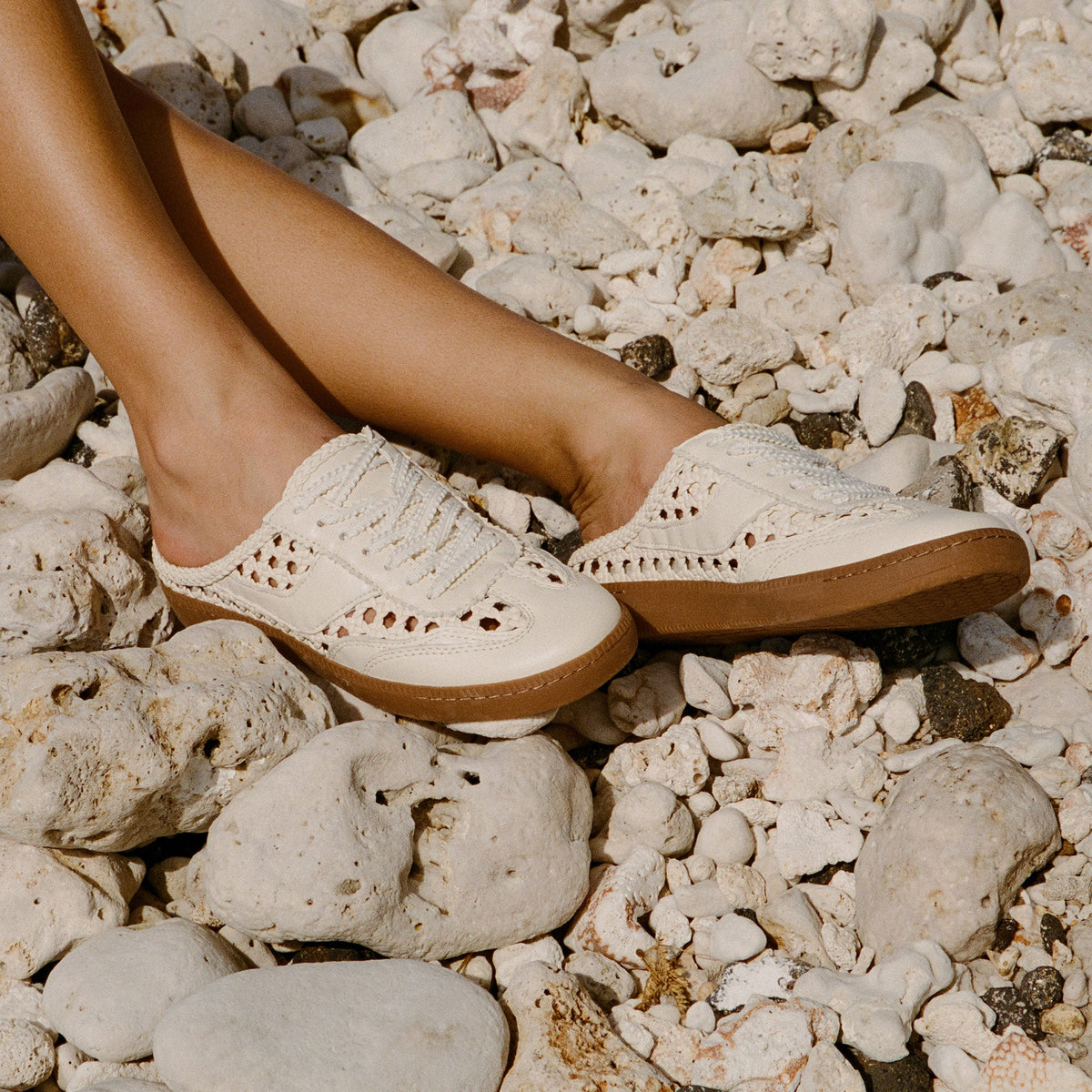 Notice Slide Woven Off White Woven Stella Sneakers | Dolce Vita New