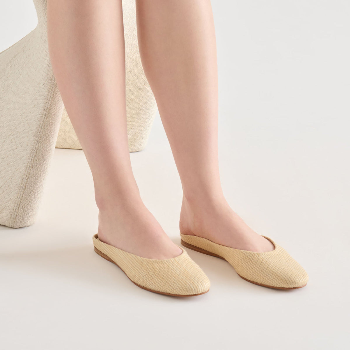 Eila Lt Natural Raffia Flats | Dolce Vita Premium