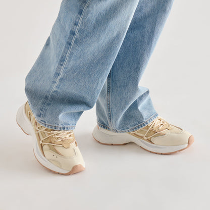 Selmar Off White Leather Sneakers | Dolce Vita Premium