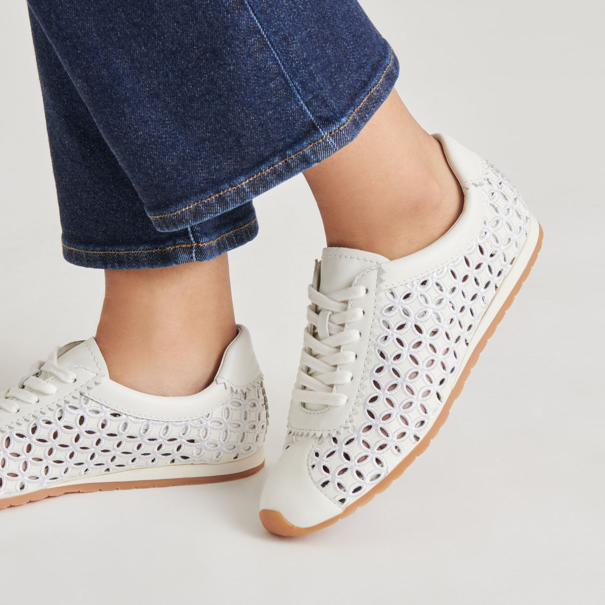 DANIE EYELET PERF SNEAKERS TRUE WHITE LEATHER
 – Dolce Vita | Dolce Vita Classic