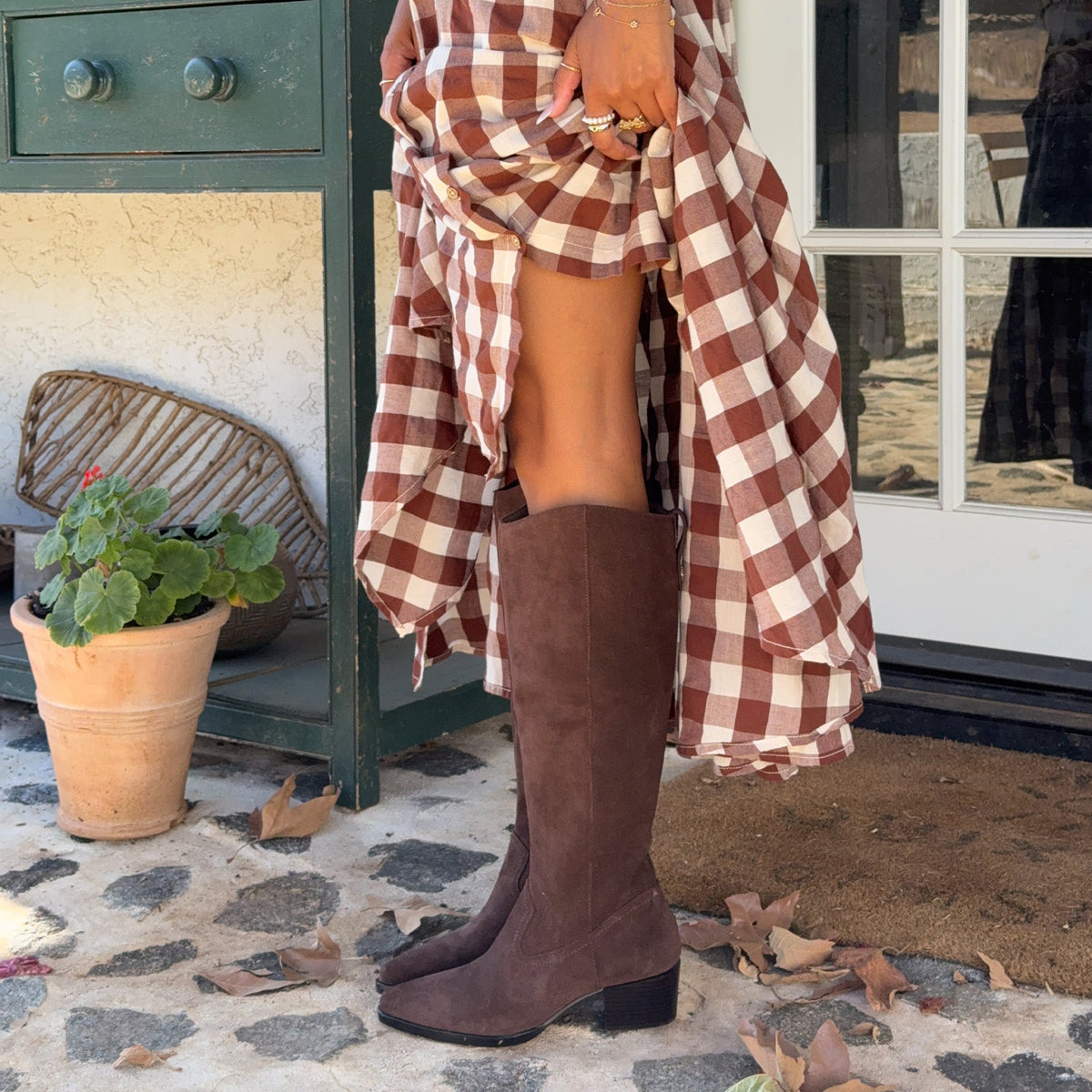 Virona H2O Waterproof Dk Brown Suede Boots | Dolce Vita Essential