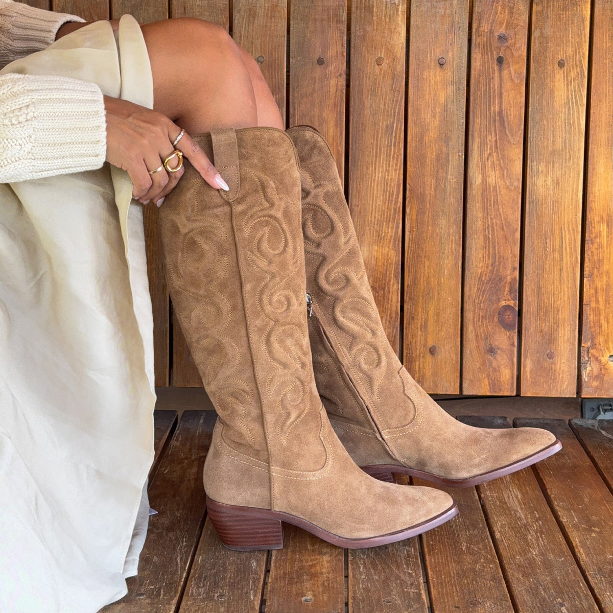 Mirla Lt Brown Suede Boots | Dolce Vita Best Price