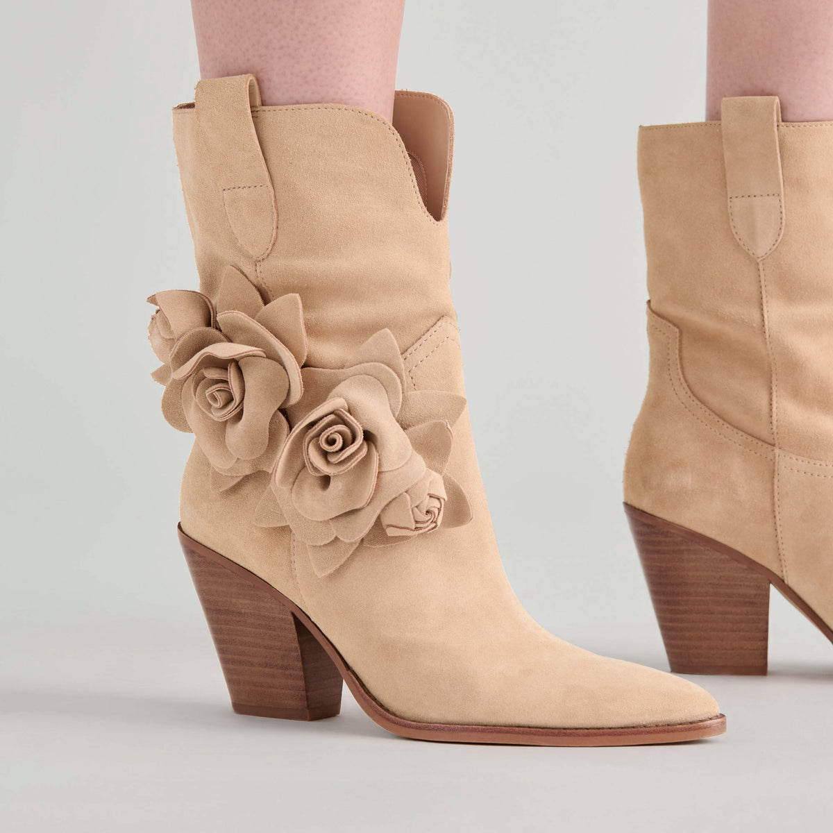 Jakel Camel Suede Boots | Dolce Vita Classic