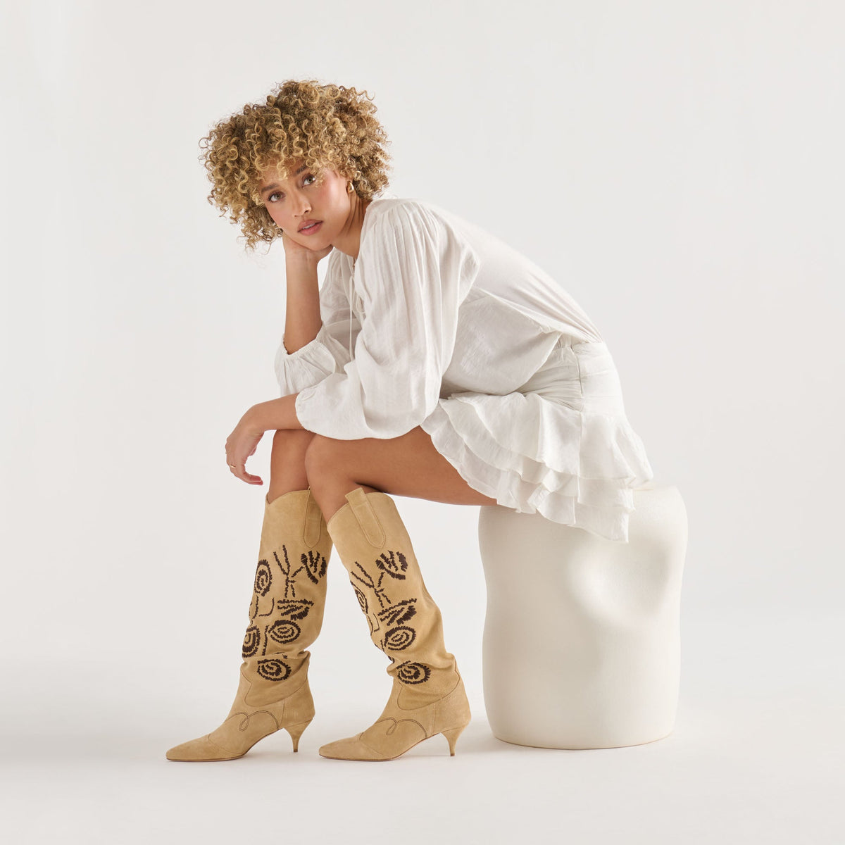 Wilde Sand Suede Boots | Dolce Vita Hot Sale