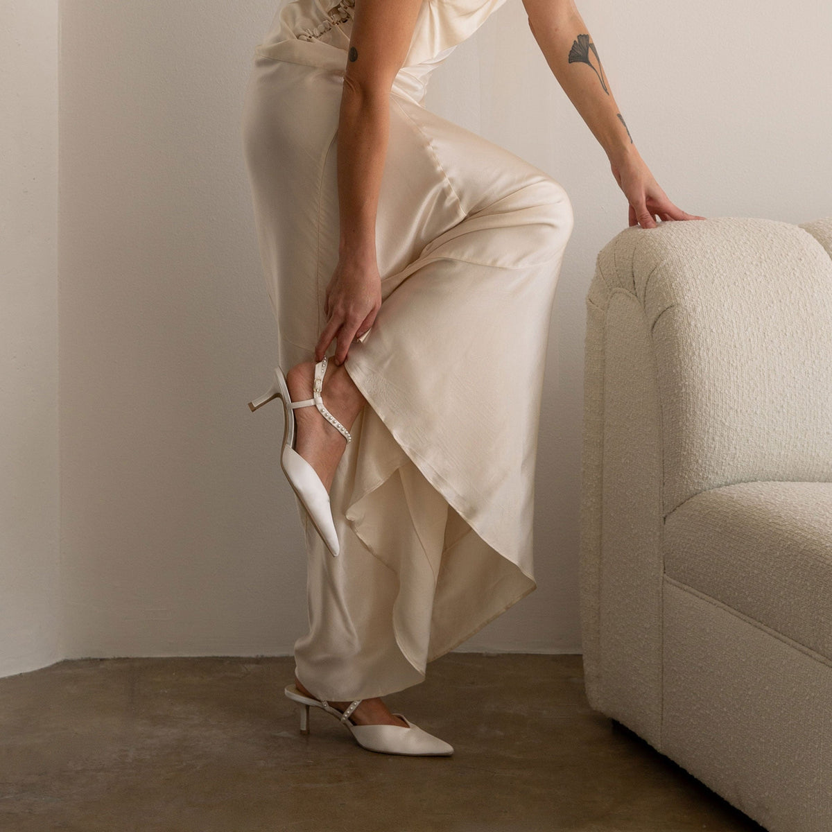 Kamra Pearl True White Satin Mid Heels | Dolce Vita Trusted
