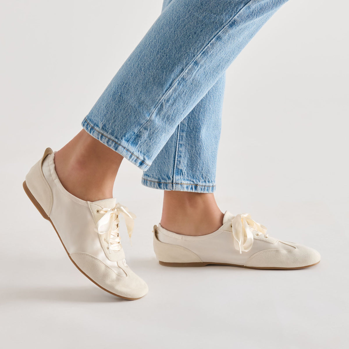 Itzy Vanilla Satin Sneakers | Dolce Vita New