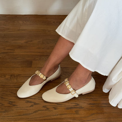 Relan Off White Leather Ballet Flats | Dolce Vita Value