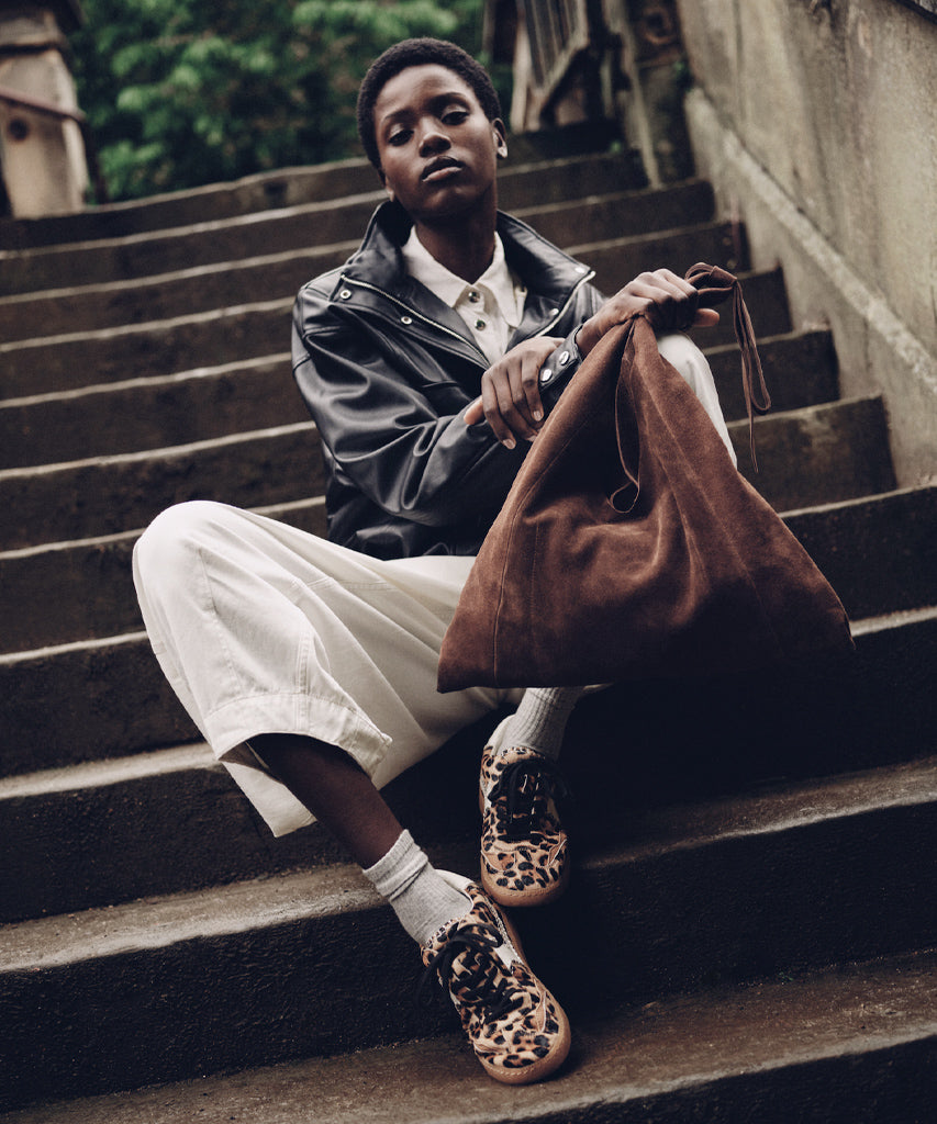 Marie Chocolate Suede Tote | Dolce Vita New