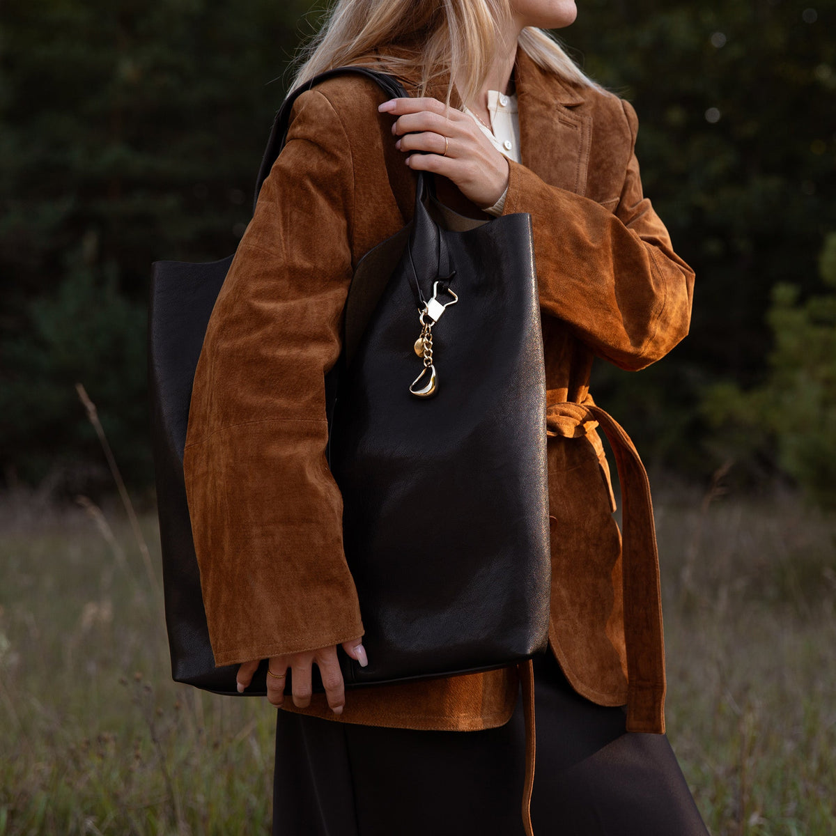 Auguste Black Stella Tote | Dolce Vita Special Offer