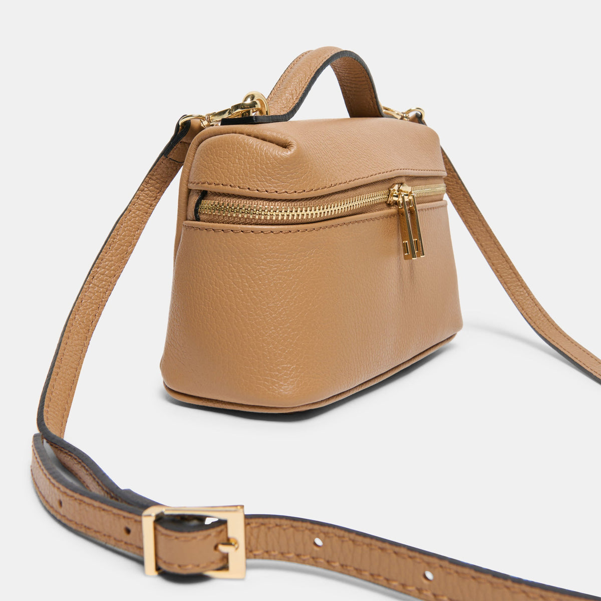 Leony Tan Leather Crossbody | Dolce Vita Trending